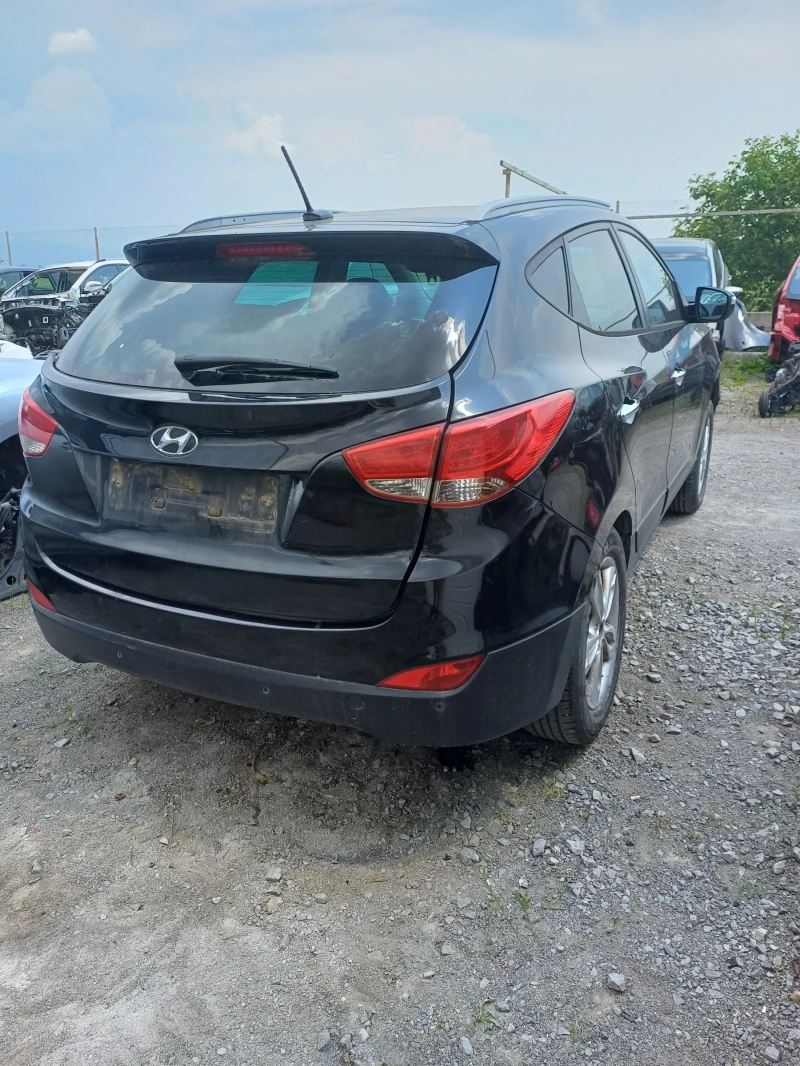 Hyundai IX35 2.0crdi-184кс на части, снимка 4 - Автомобили и джипове - 50577382