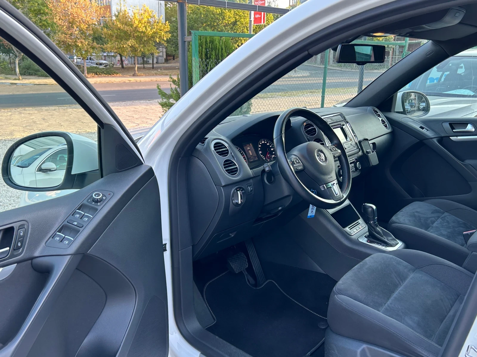 VW Tiguan 2.0 TDI DSG  - изображение 9