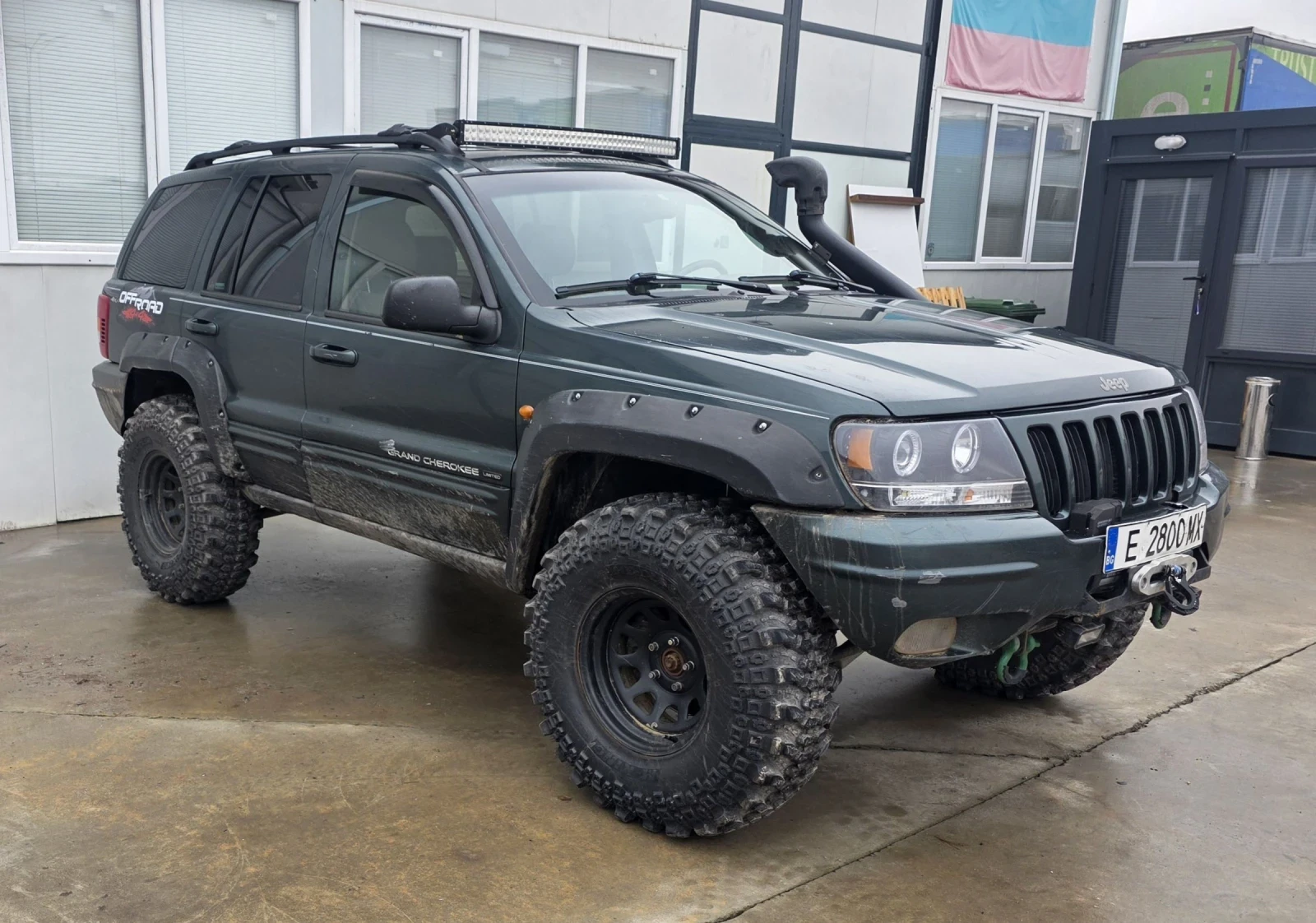 Jeep Grand cherokee 4.0 QUADRA DRIVE/ OFFROAD/ LIMITED , снимка 3 - Автомобили и джипове - 53577243