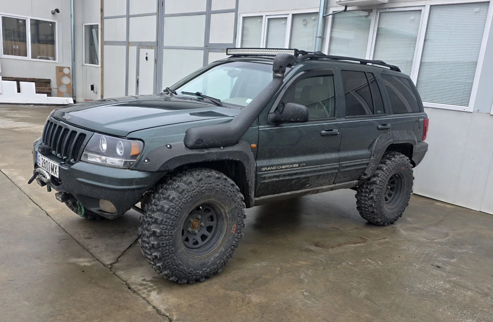 Jeep Grand cherokee 4.0 QUADRA DRIVE/ OFFROAD/ LIMITED , снимка 2 - Автомобили и джипове - 53577243