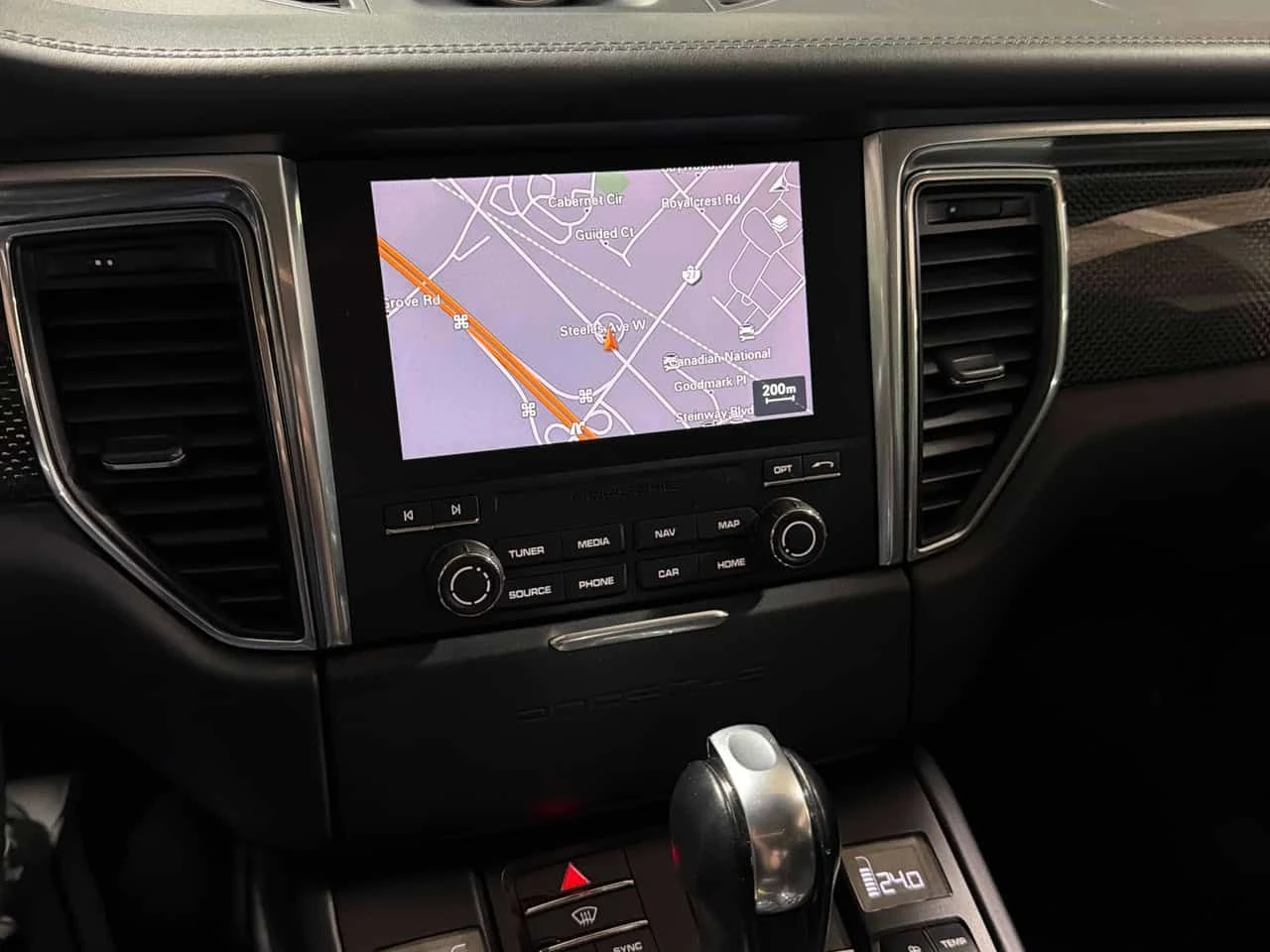 Porsche Macan * Turbo * CARFAX * ЦЕНА ДО БГ, снимка 9 - Автомобили и джипове - 53875382