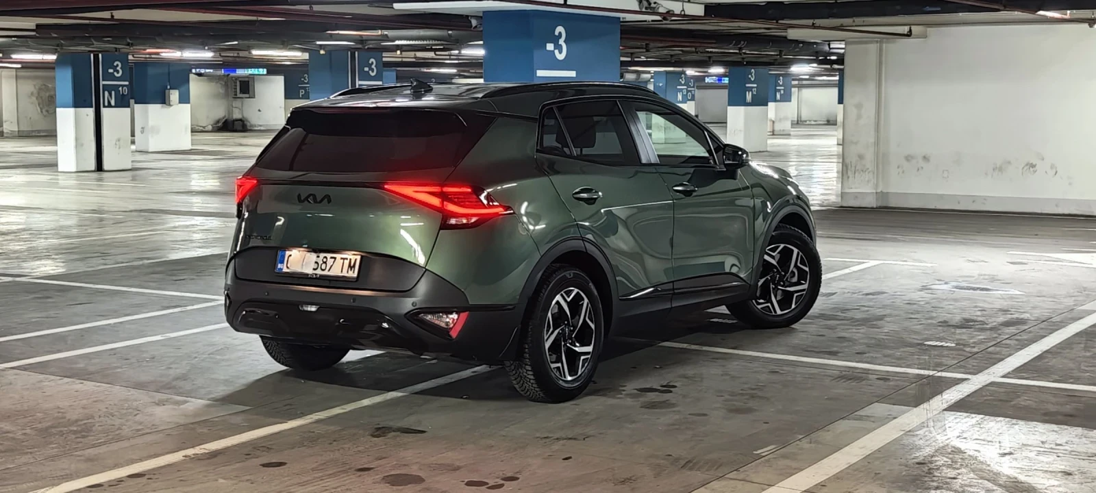 Kia Sportage 1.6D MHEV, снимка 3 - Автомобили и джипове - 53990969