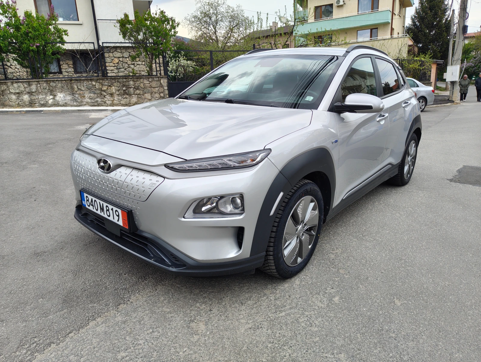 Hyundai Kona 64KWh* SOH 100%* BLUE LINK* DISTRONIC* Tермопомпа*