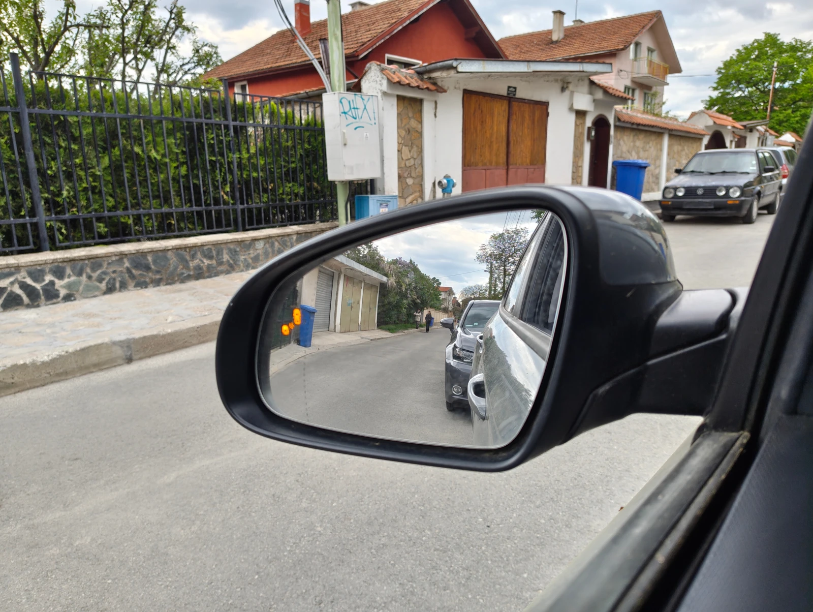 Hyundai Kona 64KWh* SOH 95%* BLUE LINK* DISTRONIC* Tермопомпа* , снимка 11 - Автомобили и джипове - 54345977