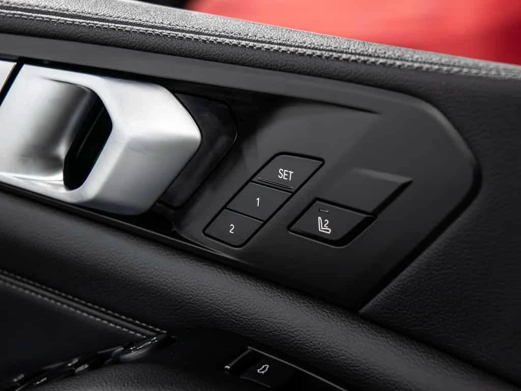 BMW X5 xDrive40i| HUD| 360| PANO| AMBIENT, снимка 14 - Автомобили и джипове - 54113241