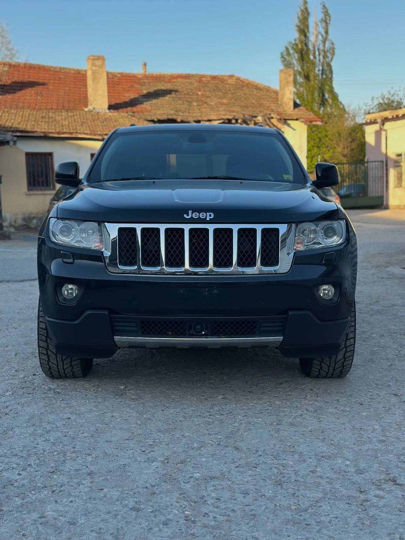 Jeep Grand cherokee 3.0 CRD FULL, снимка 2 - Автомобили и джипове - 54424557