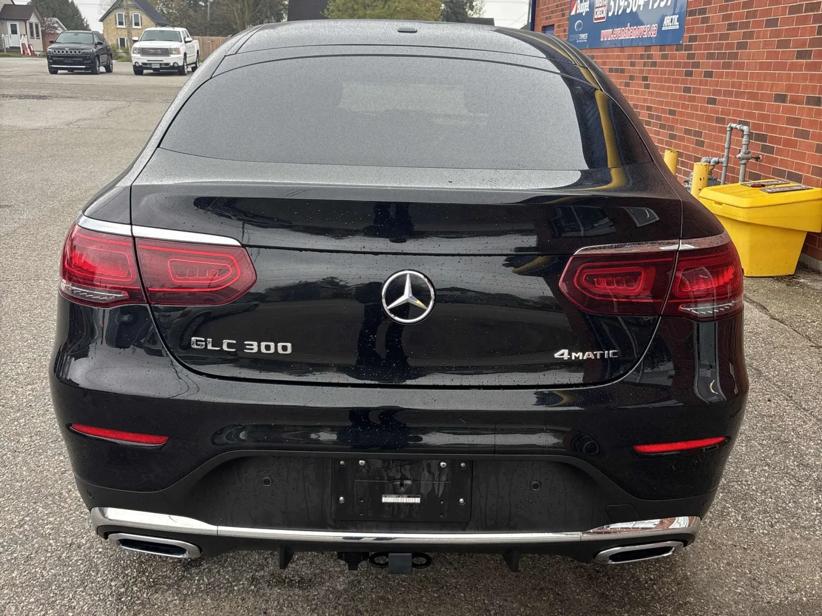 Mercedes-Benz GLC 300 * * CARFAX * * АВТО КРЕДИТ * * Цена до БГ * * , снимка 5 - Автомобили и джипове - 54611432