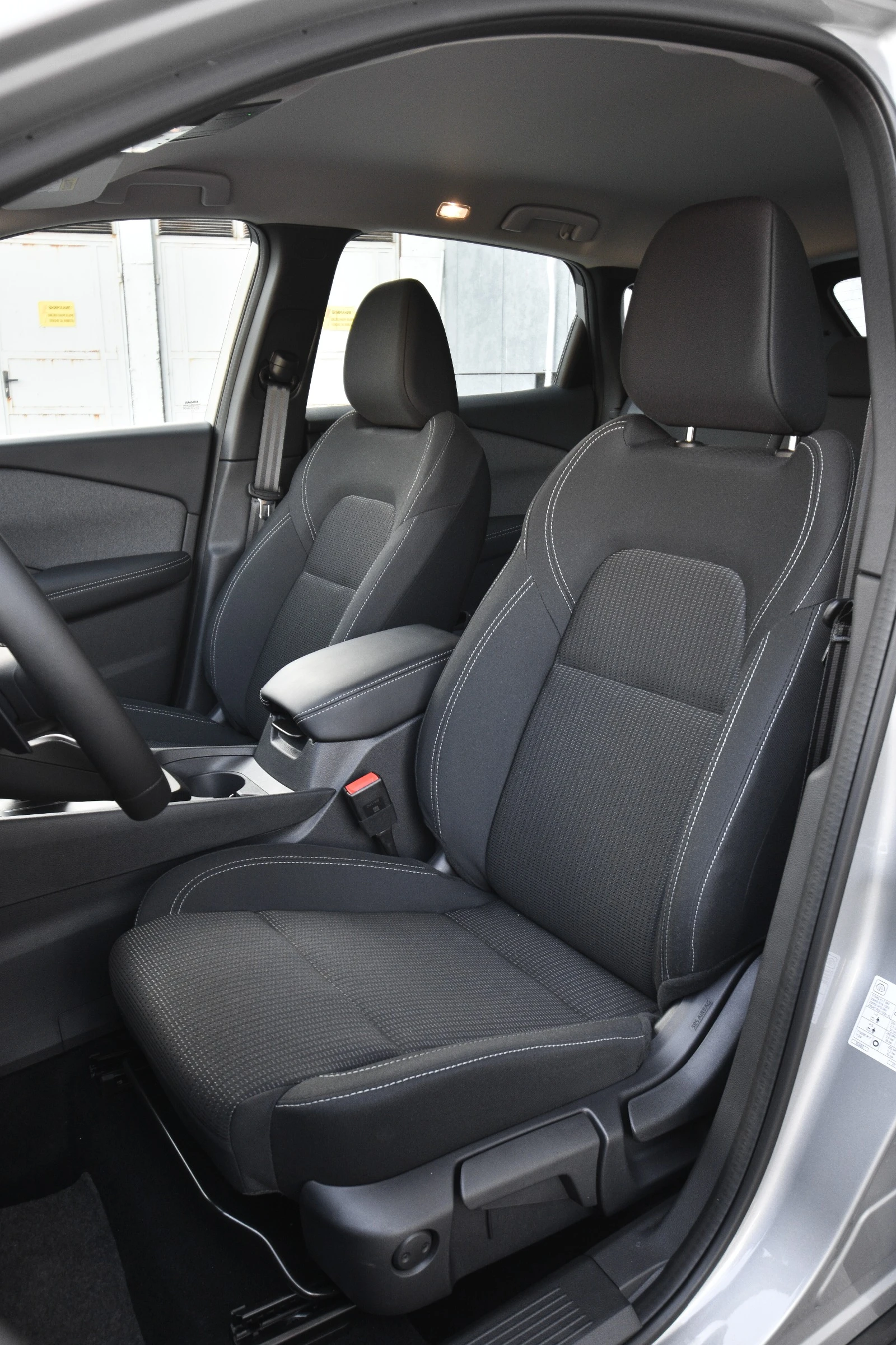 Nissan Qashqai Acenta MHEV, снимка 10 - Автомобили и джипове - 54736325