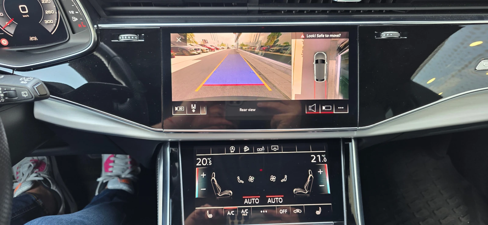 Audi Q8 50 TDI, снимка 12 - Автомобили и джипове - 54765975