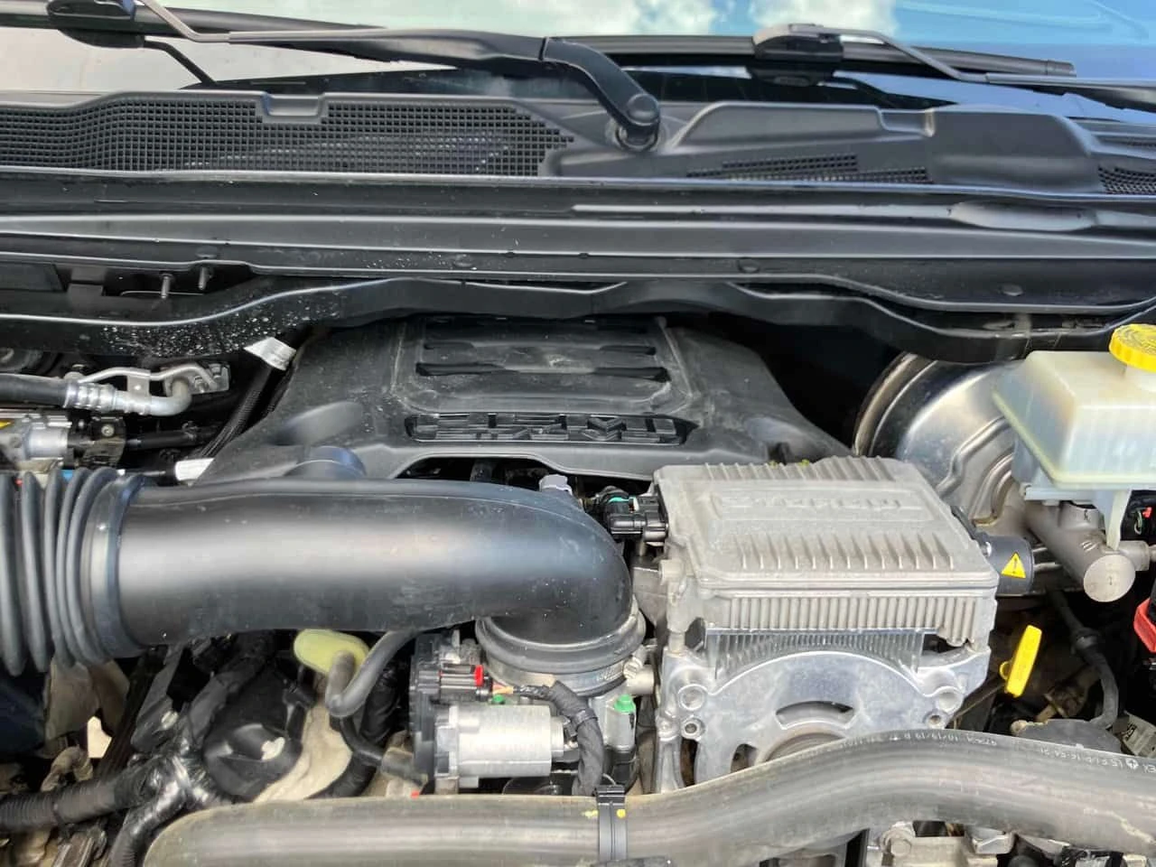 Dodge RAM 1500 LIMITED/ВЪЗДУШНО/ПАНО/CARFAX/ФИНАНСИРАНЕ, снимка 15 - Автомобили и джипове - 54790147
