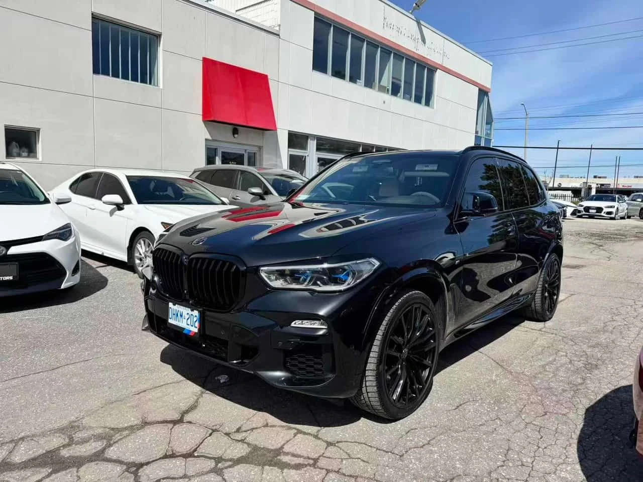 BMW X5 * xDrive50i * ЛАЗЕР * МАСАЖ * ОБДУХ * ДИСТРОНИК * 