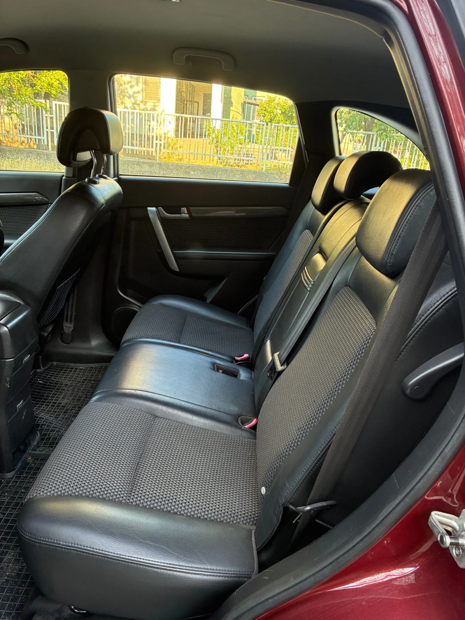 Chevrolet Captiva, снимка 7 - Автомобили и джипове - 55182786