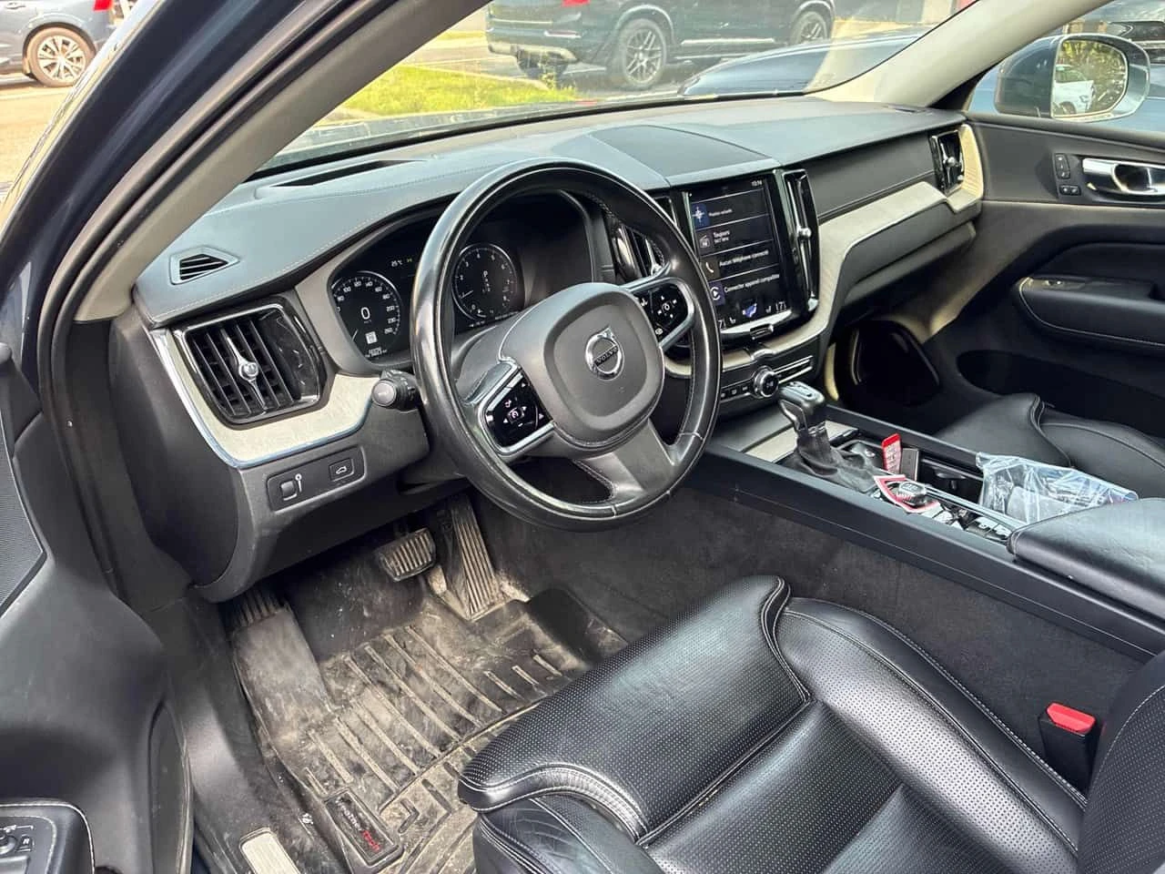 Volvo XC60 INSCRIPTION * ГЛАВНО ПРЕДСТАВИТЕЛСТВО НА VOLVO* , снимка 7 - Автомобили и джипове - 55651781