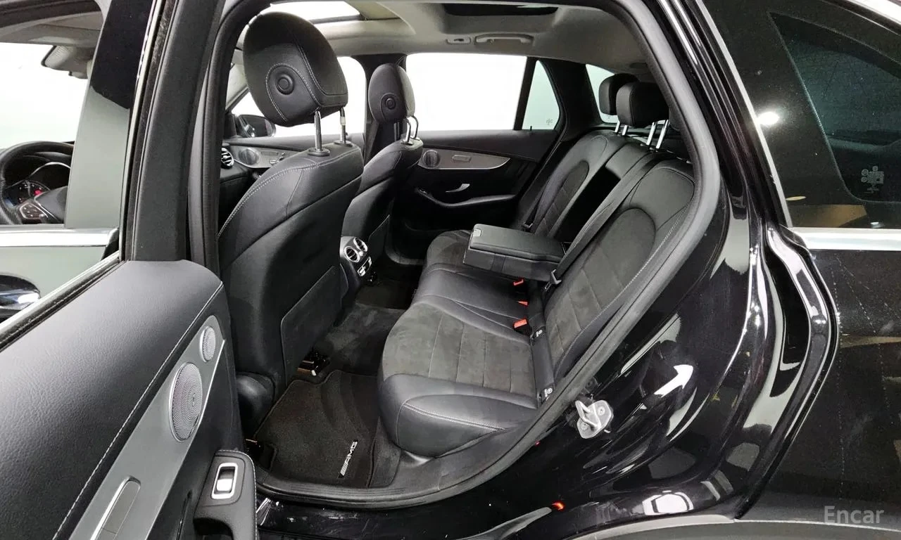 Mercedes-Benz GLC GLC300 4MATIC AMG Line, снимка 11 - Автомобили и джипове - 55900595