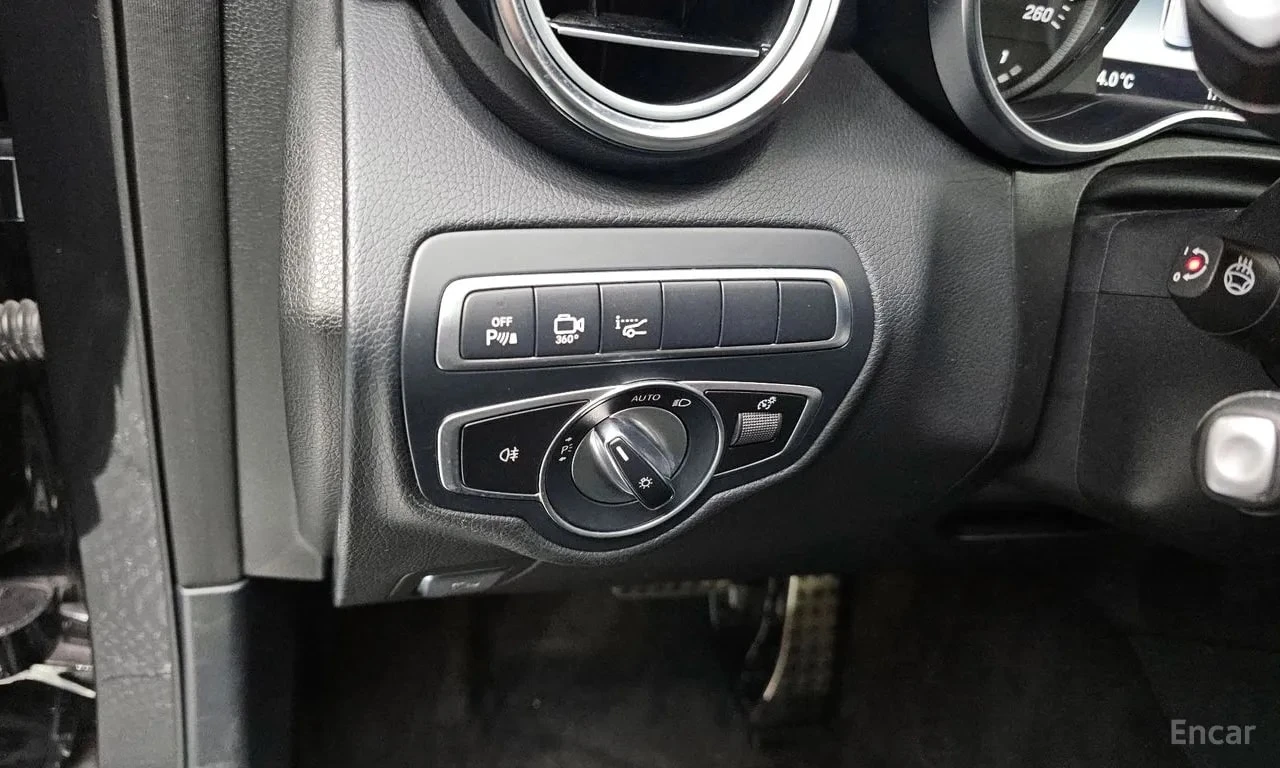 Mercedes-Benz GLC GLC300 4MATIC AMG Line, снимка 13 - Автомобили и джипове - 55900595