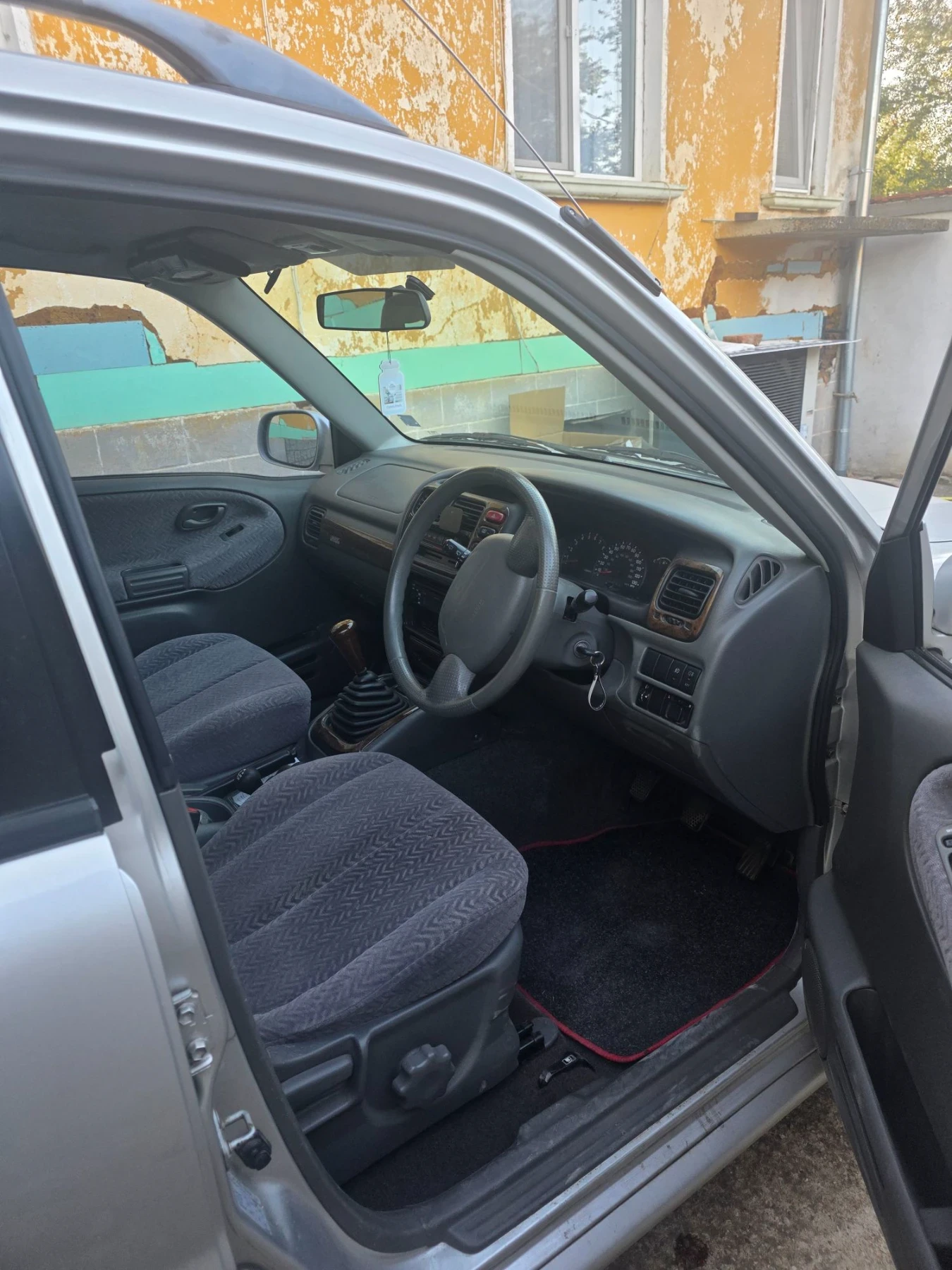 Suzuki Grand vitara Джип , снимка 5 - Автомобили и джипове - 55980936