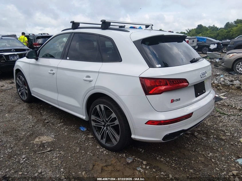 Audi SQ5 PREMIUM PLUS* QUATTRO* ПОДГРЕВ* ОБДУХВАНЕ* ПАНО* , снимка 3 - Автомобили и джипове - 56211130