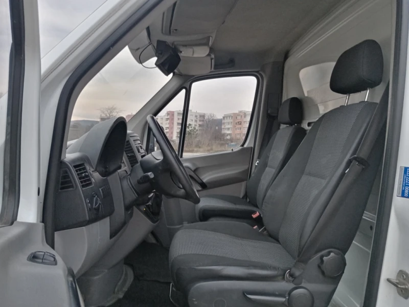 Mercedes-Benz Sprinter 513 Б-категория, двойна гума, снимка 15 - Бусове и автобуси - 48418536