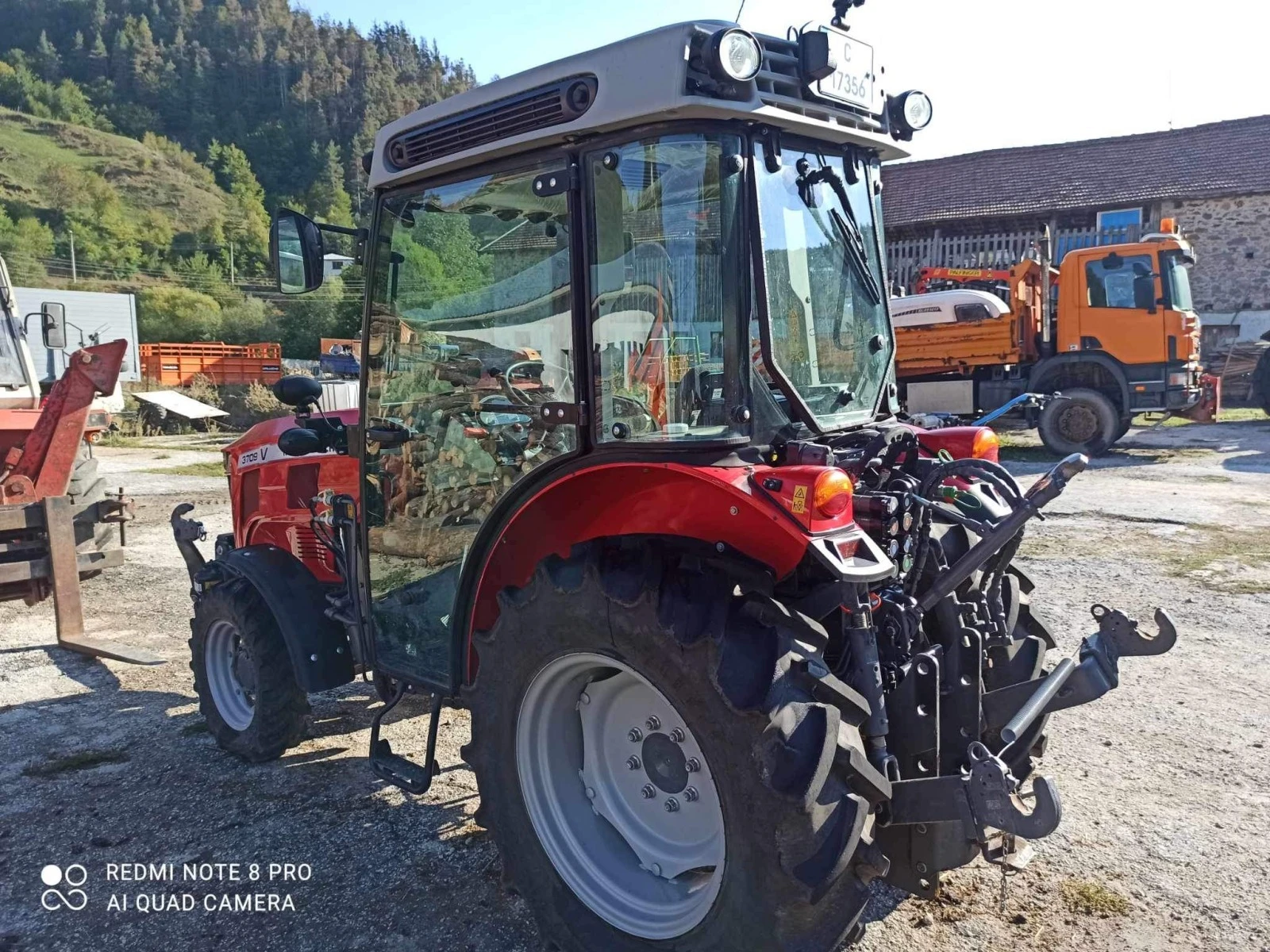 Трактор Massey 3709 V - изображение 2