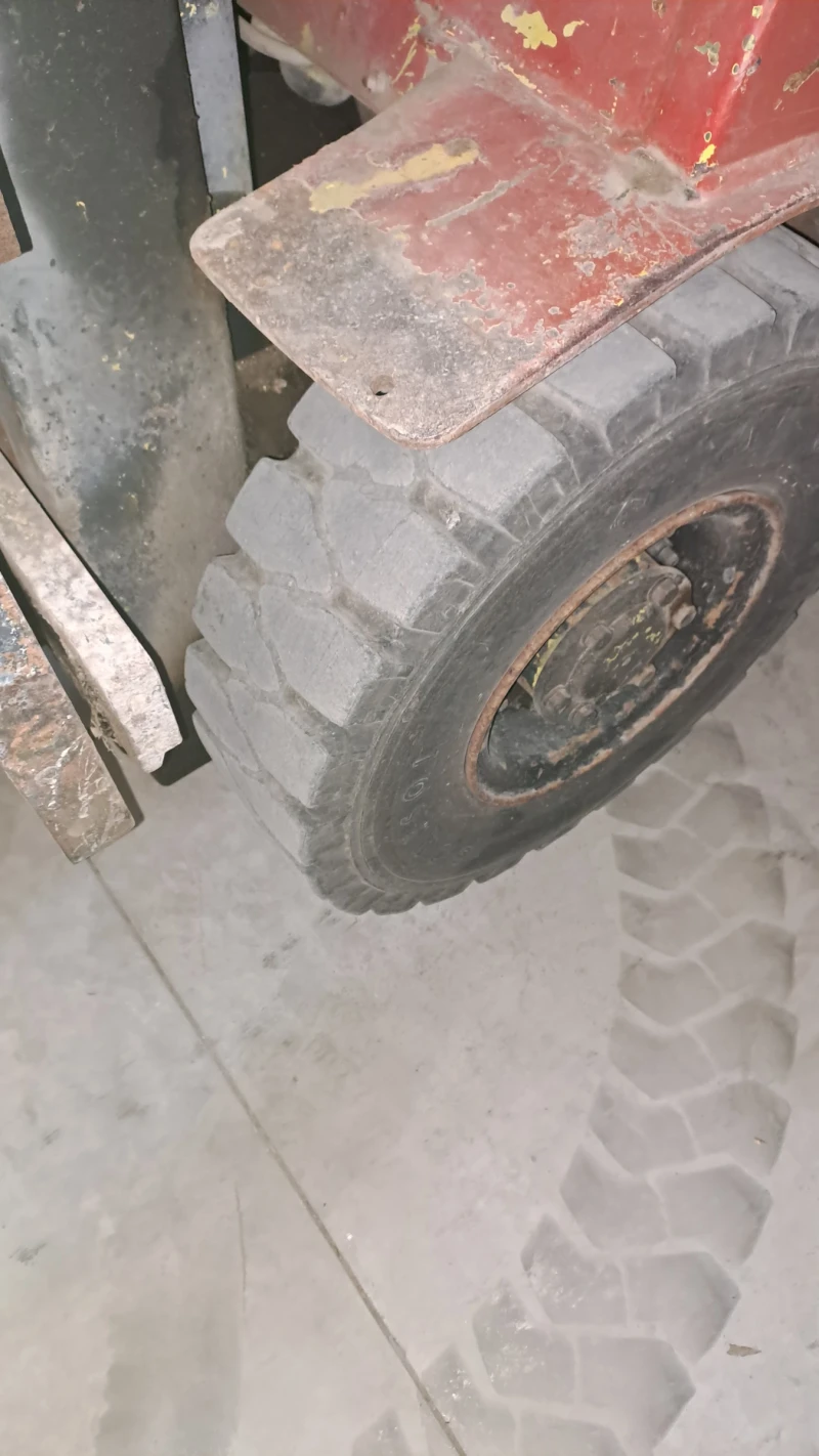 Мотокар Mitsubishi Дизелов , снимка 11 - Индустриална техника - 52459684