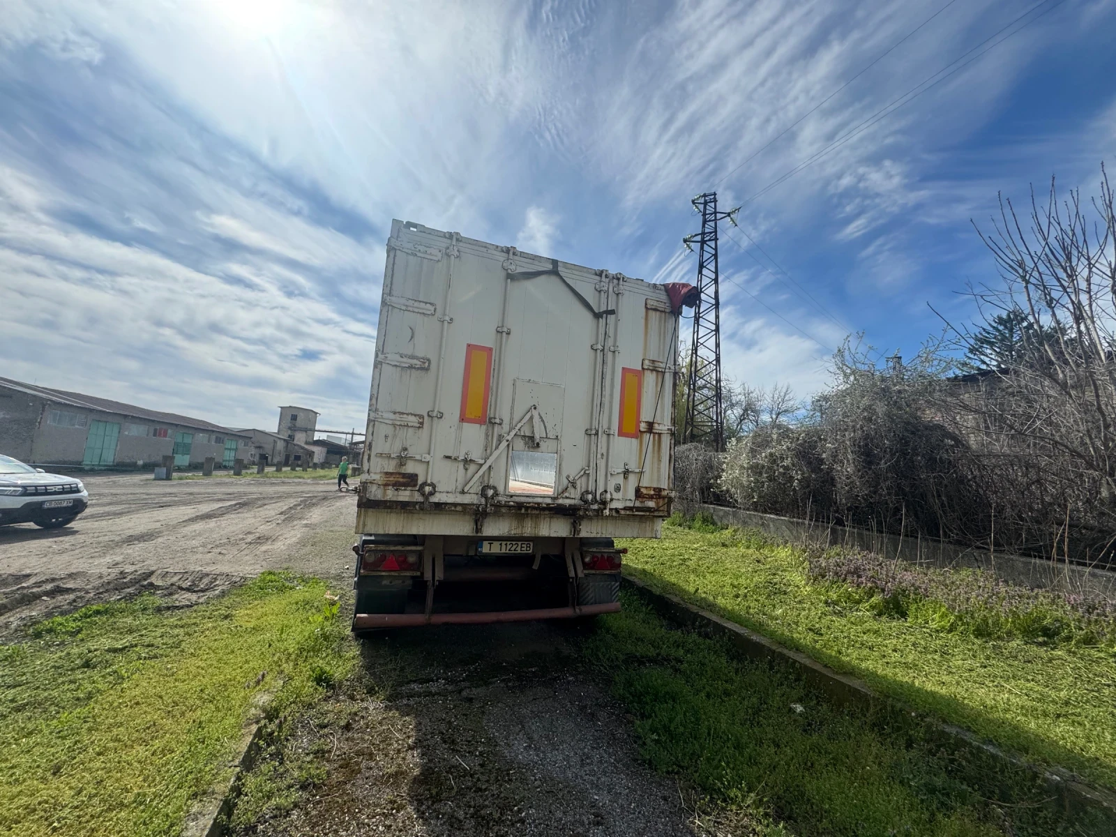 Полуремарке Bodex Kis, снимка 3 - Ремаркета - 54228831