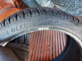 Гуми Зимни 225/40R18, снимка 7