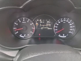 Kia Carens 2.0i-166 КС НАВИ, ПАНОРАМА, АВТОМАТИК/ 129 000 км, снимка 16