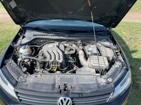 VW Jetta Газ/Бензин, Автоматик 2.0i 115к.с. , снимка 10