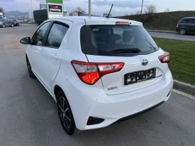 Toyota Yaris HYBRID МНОГО ЗАПАЗЕН АВТОМОБИЛ, снимка 2