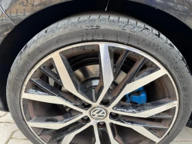     VW Golf R32