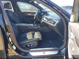 BMW 750 4.4L V-8 DI, DOHC, VVT, TURBO, 523HP All Wheel | Mobile.bg    12