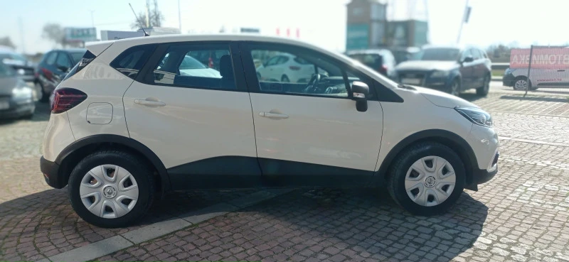 Renault Captur TCe 90 к.с. Stop&Start BVM5, снимка 3 - Автомобили и джипове - 45557698