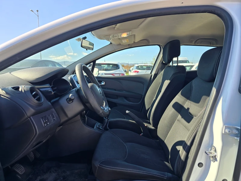 Renault Clio 0.9 Tce, снимка 6 - Автомобили и джипове - 47628129