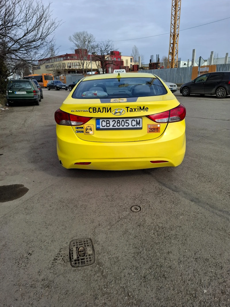 Hyundai Elantra в Автомобили и джипове в гр. София
