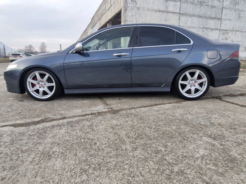 Honda Accord 2.0i-vtec, снимка 6 - Автомобили и джипове - 49188486