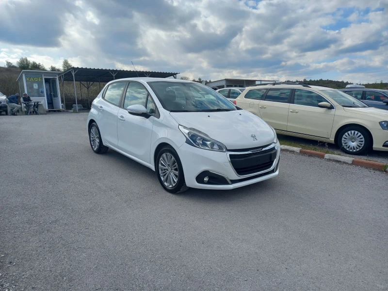 Peugeot 208 1.6 HDI, снимка 2 - Автомобили и джипове - 52550873