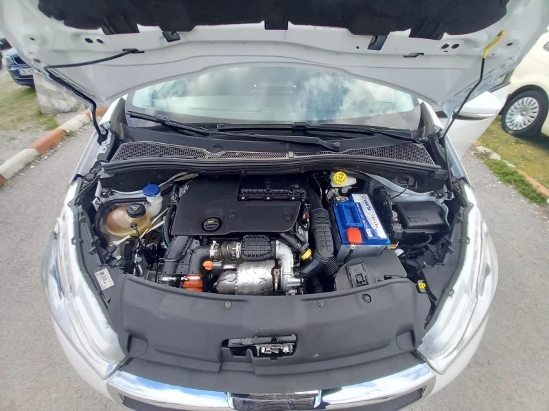 Peugeot 208 1.6 HDI, снимка 9 - Автомобили и джипове - 52550873