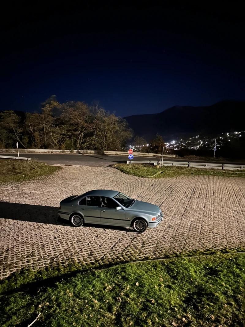 BMW 523 i, снимка 8 - Автомобили и джипове - 52620056