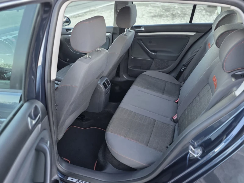 VW Golf 1.9 tdi 105 k.c. GOAL  ЛИЗИНГ, снимка 11 - Автомобили и джипове - 52906521