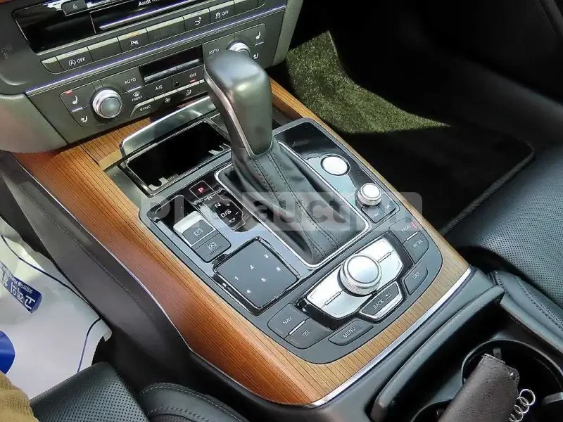 Audi A7 360 CAM* BOSE* ОБДУХ* ПОДГРЕВ* PANO* KEYLESS* HUD, снимка 10 - Автомобили и джипове - 54077604