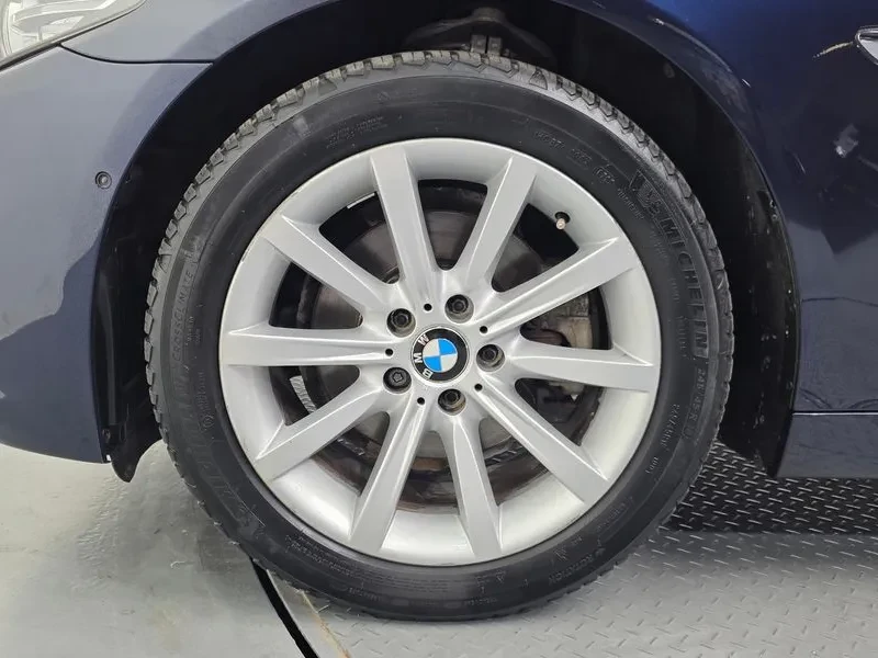 BMW 528 i, снимка 5 - Автомобили и джипове - 54591307