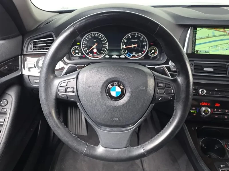 BMW 528 i, снимка 14 - Автомобили и джипове - 54591307