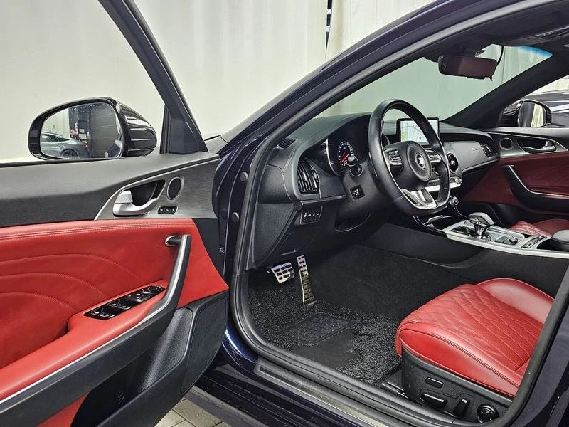 Kia Stinger 3.3 GT Masters Turbo Package| 365к.с.| ВКЛ.ТЕХНОТЕ, снимка 10 - Автомобили и джипове - 55430378