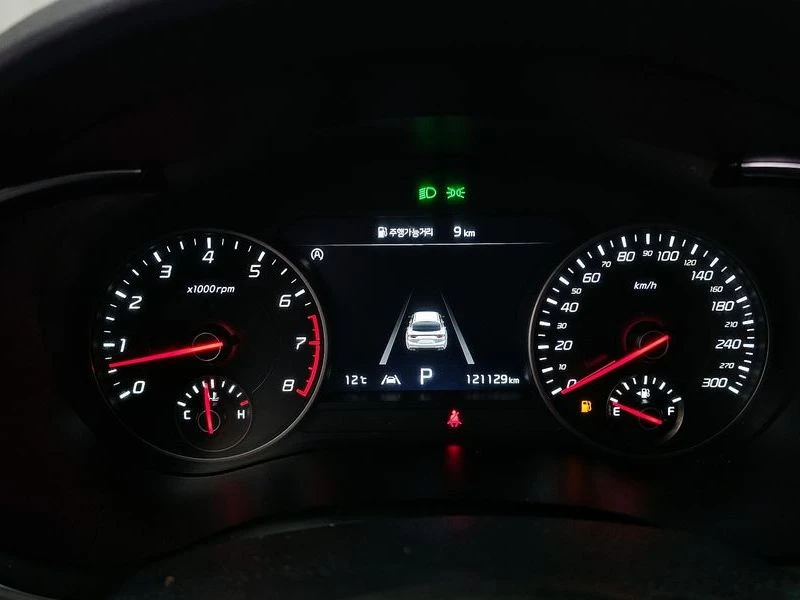 Kia Stinger 3.3 GT Masters Turbo Package| 365к.с.| ВКЛ.ТЕХНОТЕ, снимка 8 - Автомобили и джипове - 55430378