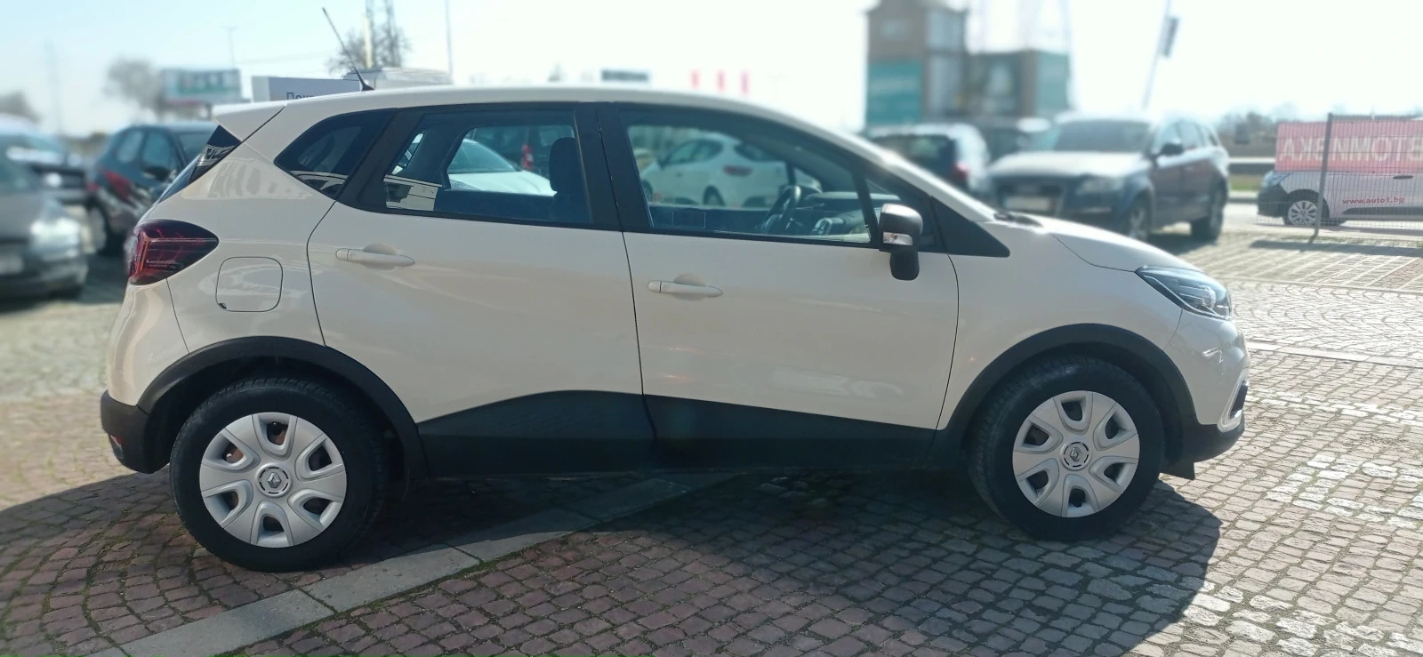 Renault Captur TCe 90 к.с. Stop&Start BVM5 - изображение 3