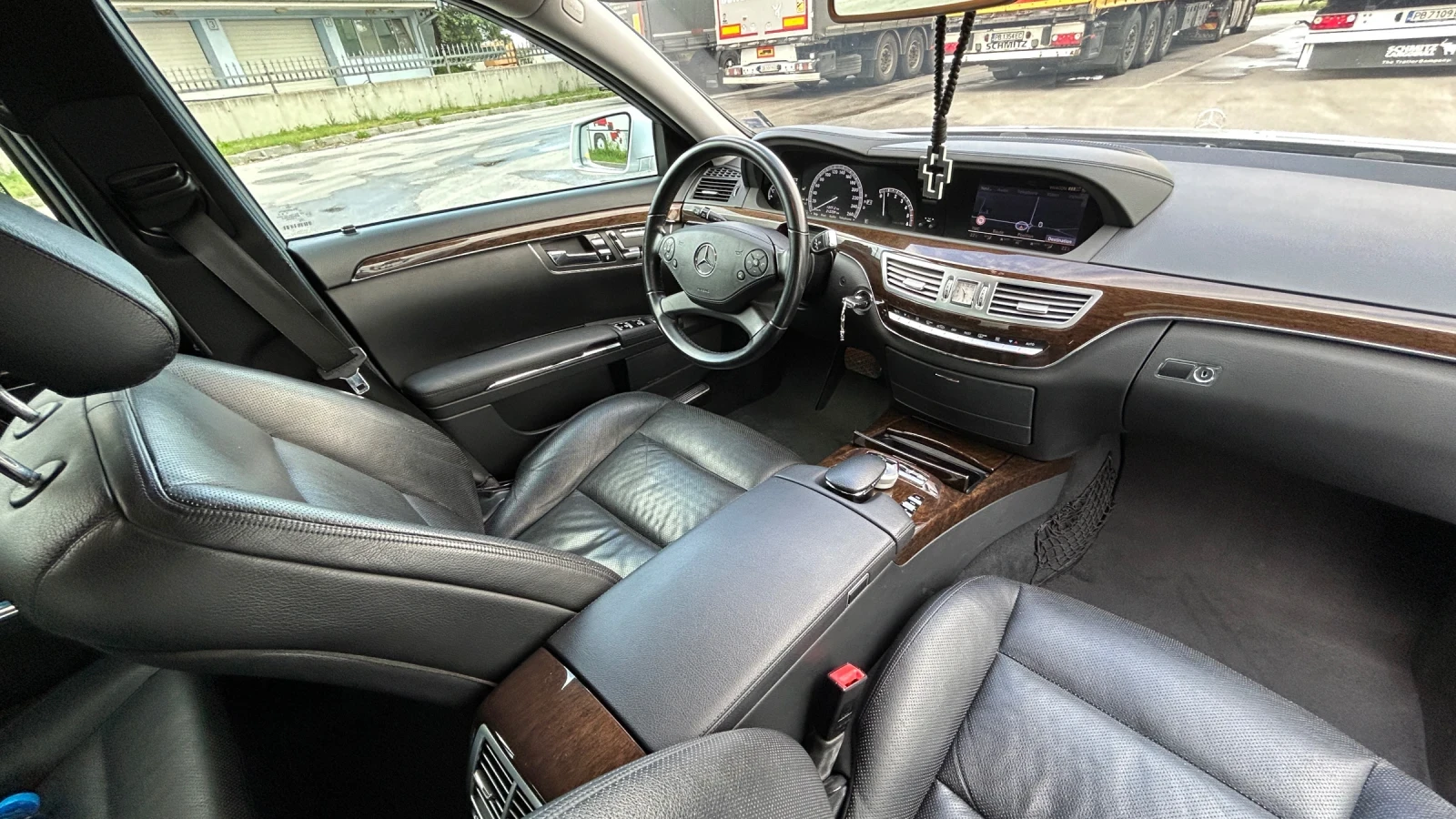Mercedes-Benz S 350 Bluetec от първи собственик - изображение 8