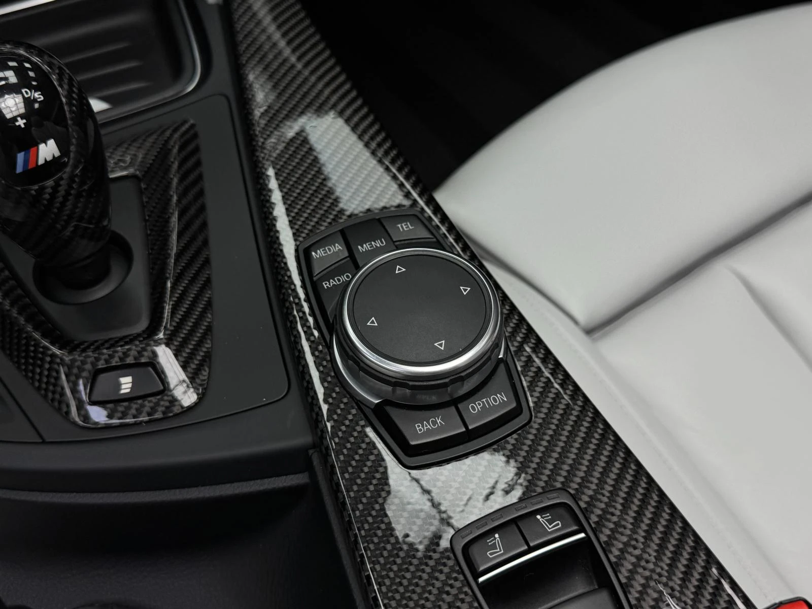 BMW M4 Cabrio* Carbon-Ceramic* H&K* Surround View | Mobile.bg   17