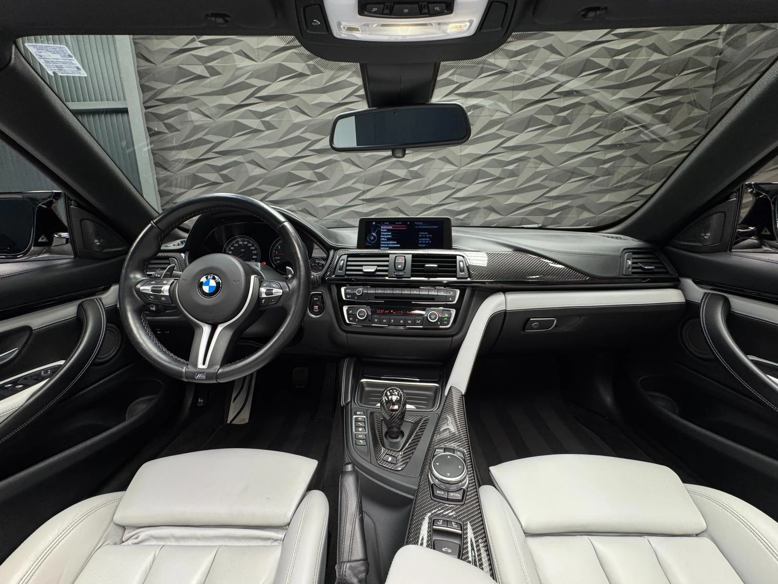 BMW M4 Cabrio* Carbon-Ceramic* H&K* Surround View - изображение 5