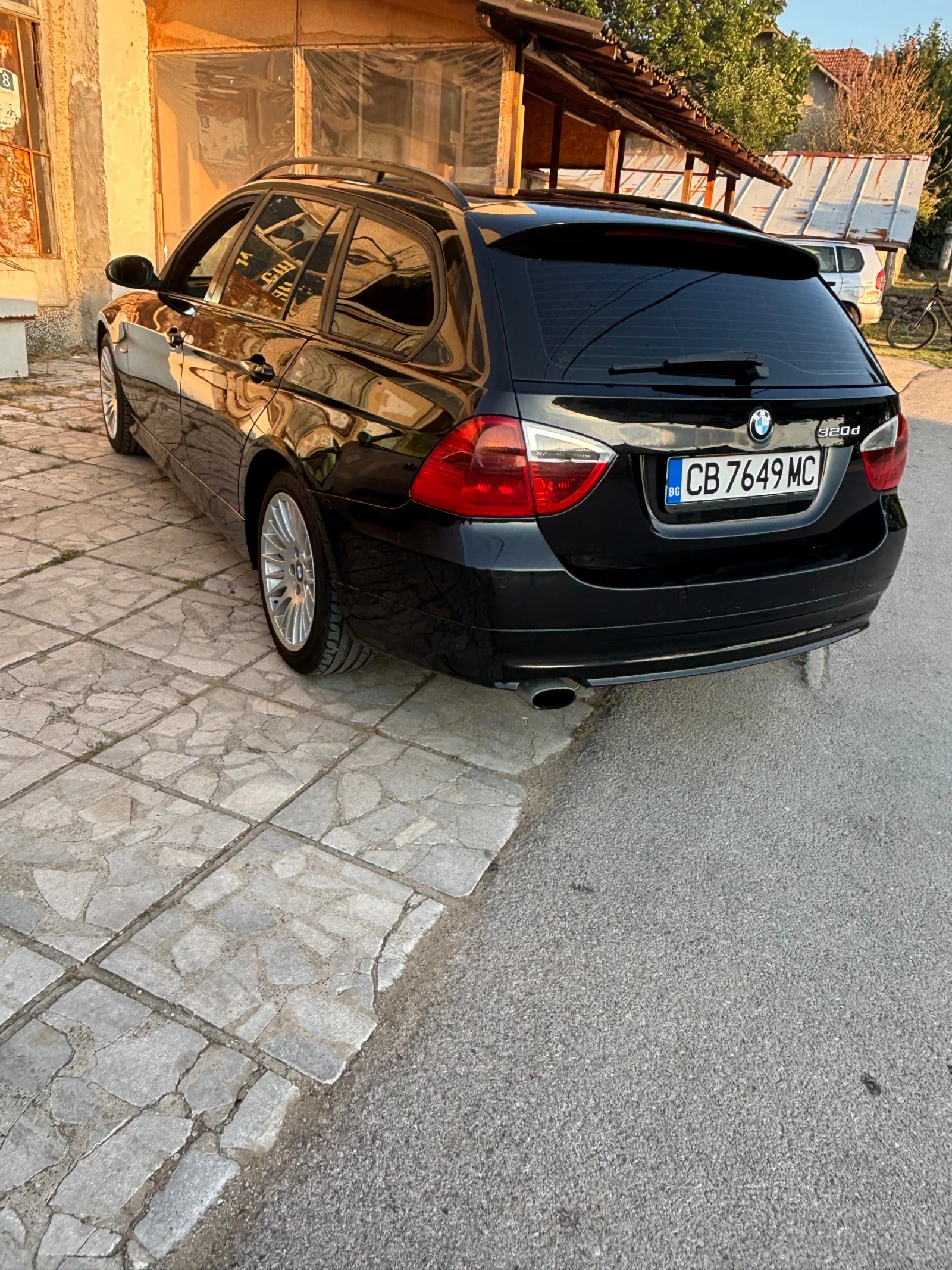 BMW 320  - изображение 6