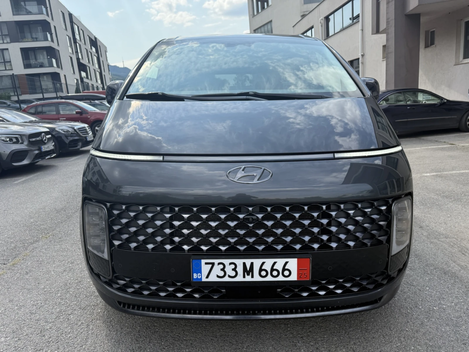 Hyundai Staria 3.5 LPG 7 -      | Mobile.bg   1